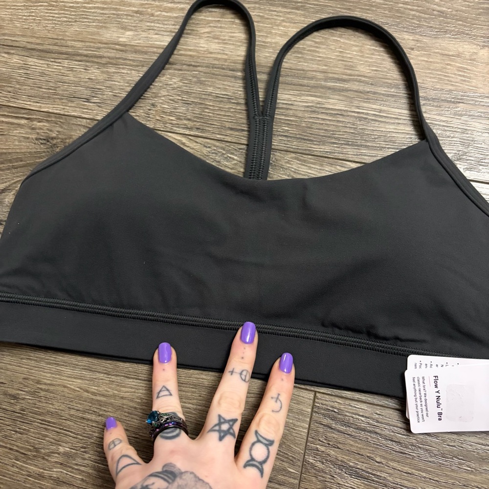 NWT Lululemon Flow Y Bra Nulu A-C Cups (Graphite Grey) Size 10 - Picture 4 of 7